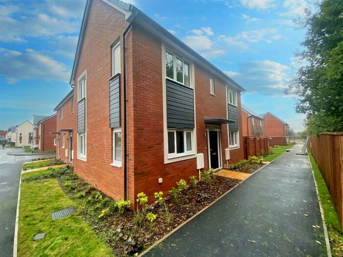 3 Bedroom Semi-Detached House To Rent In Palmer Way, Blythe Fields, Stoke-on-Trent, ST11