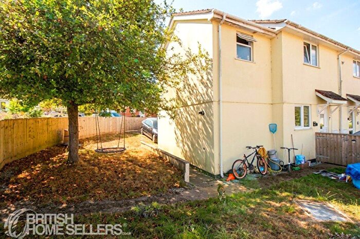 3 Bedroom End Of Terrace House For Sale In Rosewell Close, Honiton, Devon, EX14