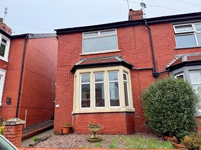 2 Bedroom Semi Detached House For Sale In Coveway Avenue, Blackpool, Lancashire, FY3