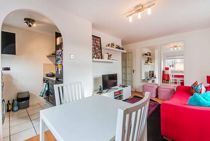1 Bedroom Flat For Sale In John Williams Close, New Cross, London, SE14