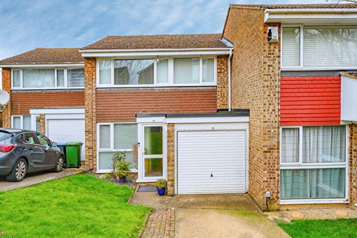 3 Bedroom Terraced House For Sale In Blair Close, Hemel Hempstead, HP2