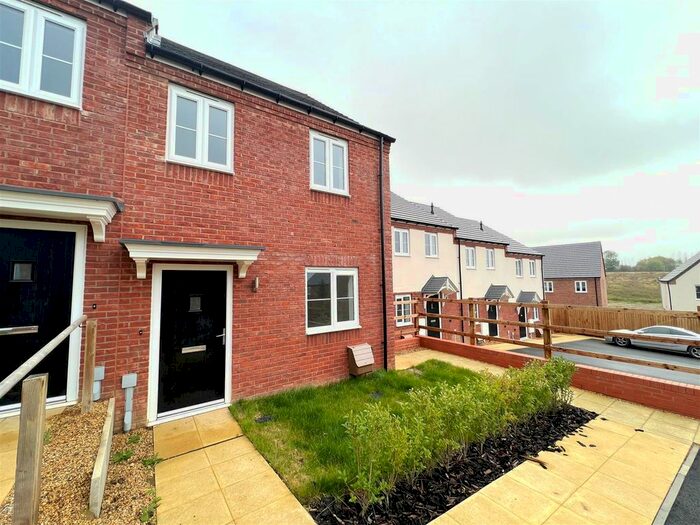 2 Bedroom End Of Terrace House To Rent In Glebe Road, Asfordby Hill, Melton Mowbray, LE14