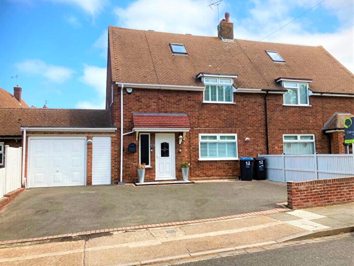 4 Bedroom Semi-Detached House For Sale In Yoakley Square, Margate, Kent, CT9