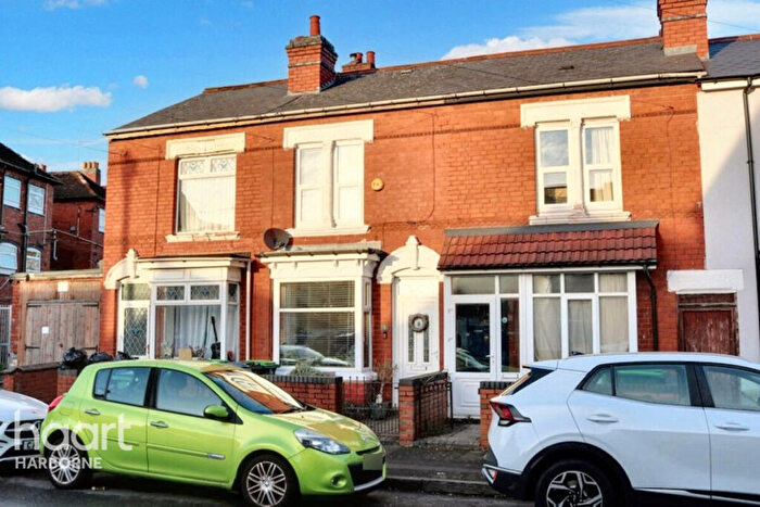 3 Bedroom Terraced House For Sale In Linden Road, Smethwick, B66