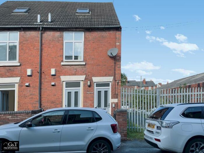 1 Bedroom Flat To Rent In Pearson Street, Stourbridge, DY9