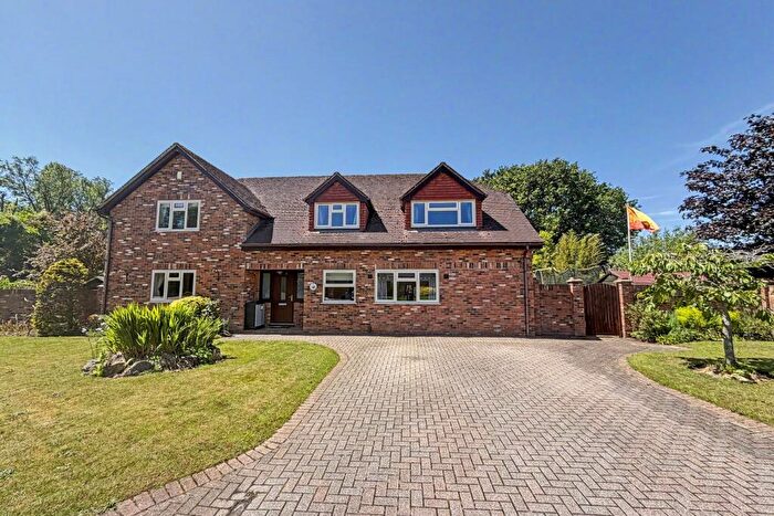 4 Bedroom Detached House For Sale In Ashington, BH21