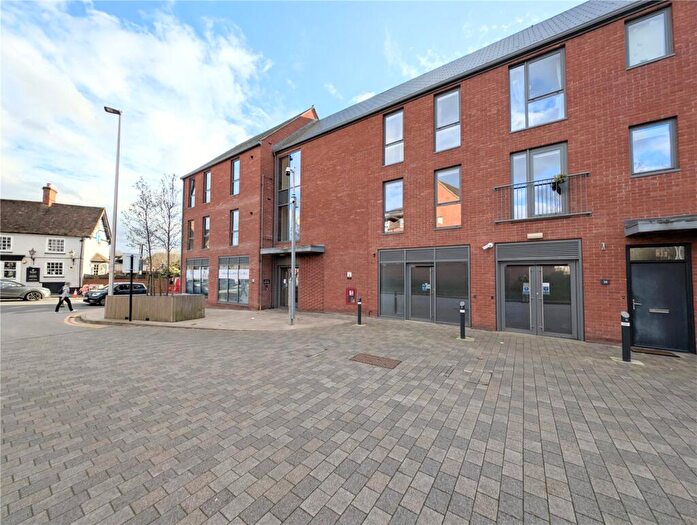 1 Bedroom Apartment To Rent In Elms Walk, Wokingham, Berkshire, RG40