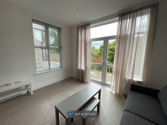 1 Bedroom Flat To Rent In Marlborough Road, Sheffield, S10