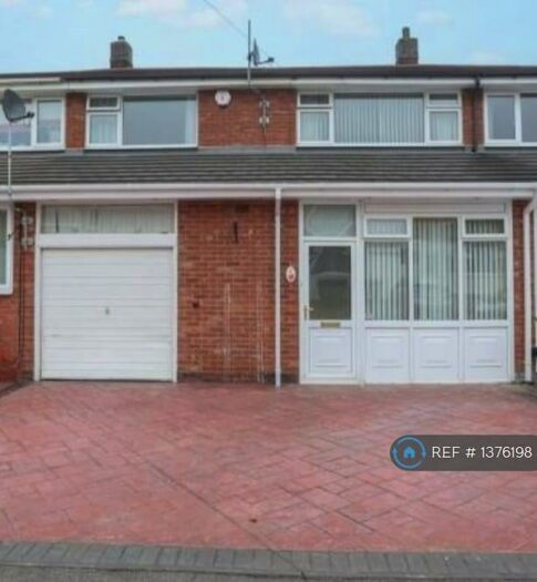 3 Bedroom Terraced House To Rent In Valentine Close, Sutton Coldfield, B74