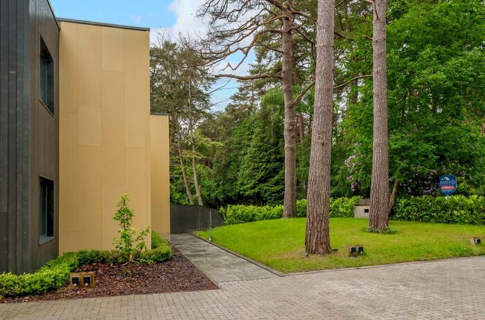 2 Bedroom Flat For Sale In Tekels Park, Camberley, GU15