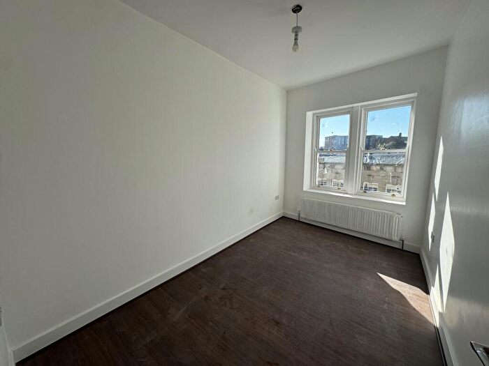 2 Bedroom Apartment To Rent In Church Street, Mansfield, NG18