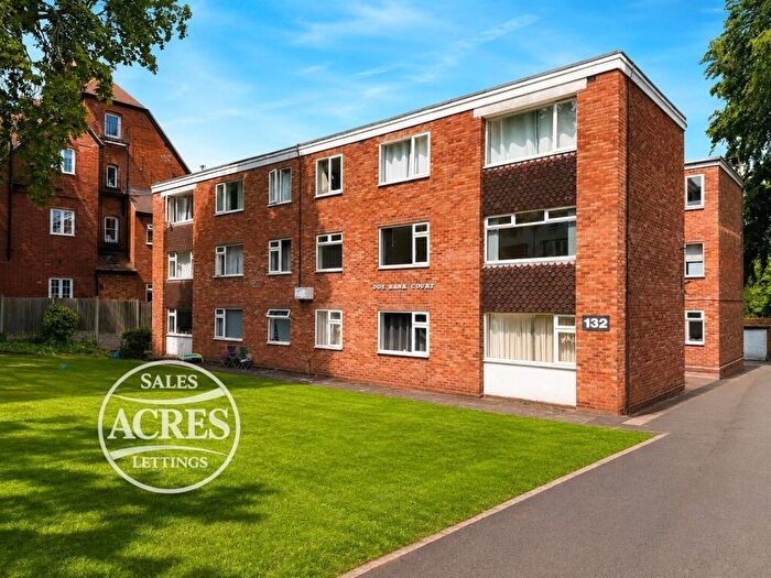 2 Bedroom Flat For Sale In Doe Bank Court, Lichfield Road, Four Oaks, Sutton Coldfield, B74