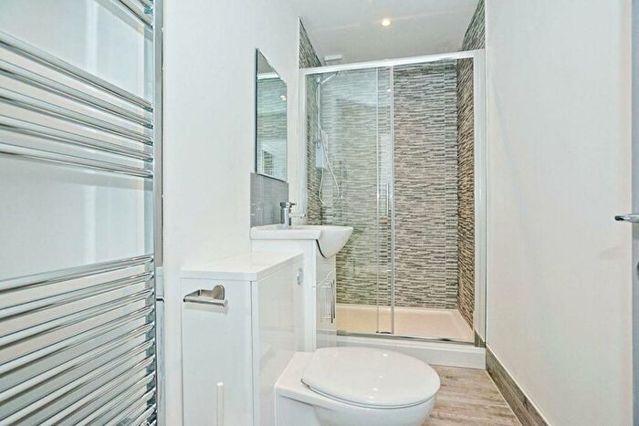 6 Bedroom Terraced House To Rent In Beatrice Road, Southsea, Portsmouth, PO4