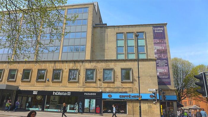 3 Bedroom Flat To Rent In Aylward House, City Centre, Bristol BS1