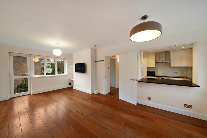 3 Bedroom Flat To Rent In Aquila Street, St John's Wood, NW8