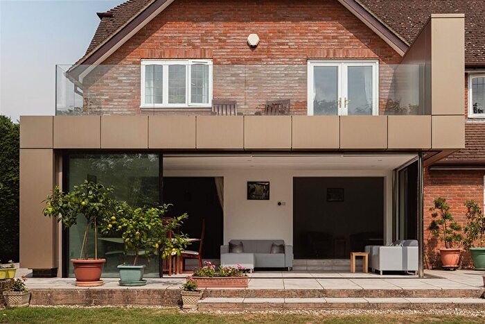 5 Bedroom Detached House For Sale In Manor Road, Reigate, RH2