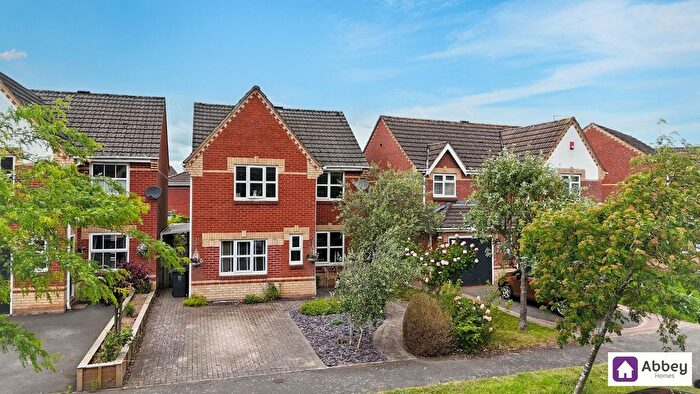 3 Bedroom Detached House For Sale In Lords Avenue, Leicester, LE4