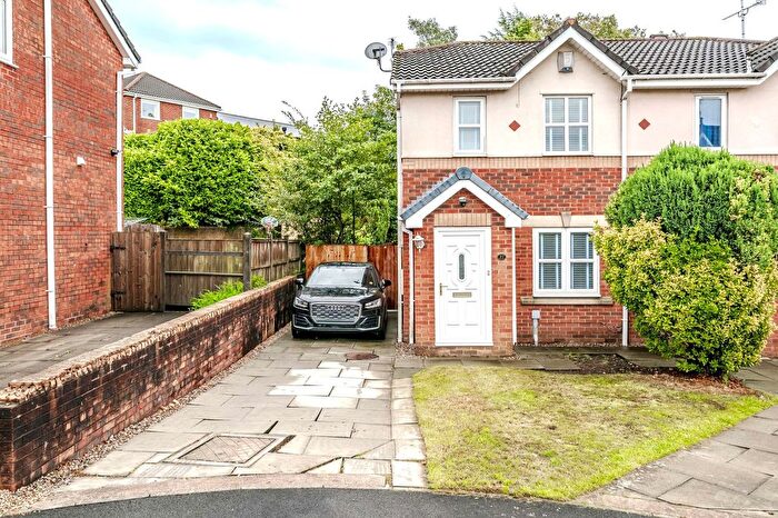 2 Bedroom Semi Detached House For Sale In Foxglove Drive, Whittle-Le-Woods, PR6