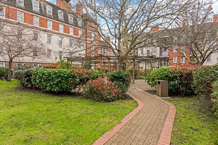 1 Bedroom Apartment For Sale In Fisherton Street, Lisson Grove, NW8