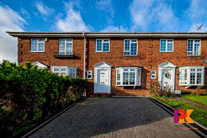 3 Bedroom Terraced House To Rent In Wynbury Drive, High Wycombe, HP13