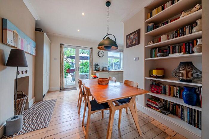 3 Bedroom End Of Terrace House For Sale In Torridon Road, Catford, London, SE6
