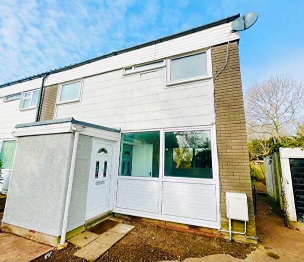 3 Bedroom End Of Terrace House To Rent In Rectory Way, Yatton, BS49