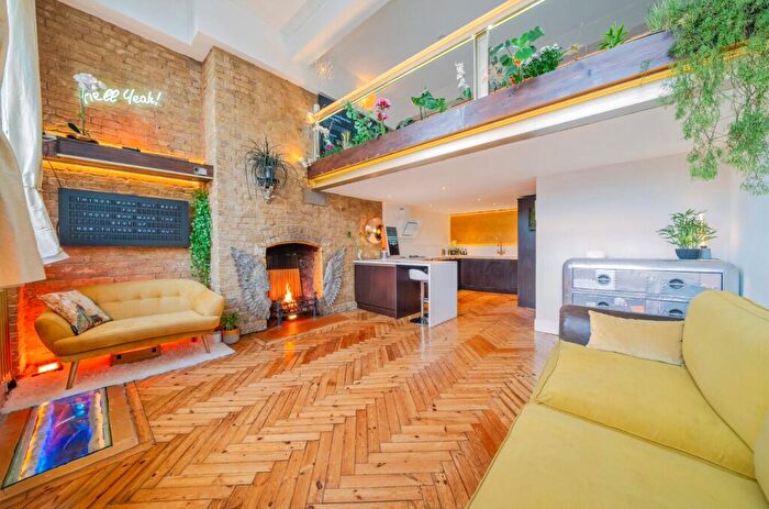 2 Bedroom Apartment For Sale In York Grove, London, SE15