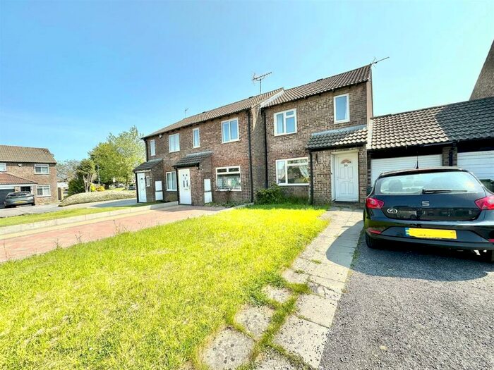 3 Bedroom End Of Terrace House To Rent In Charles Avenue, Stoke Gifford, Bristol, BS34