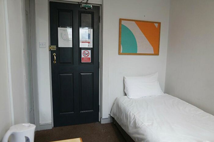 1 Bedroom Serviced Apartments To Rent In Market Place, Kettering, Northamptonshire, NN16