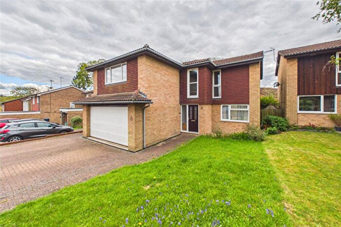 5 Bedroom Detached House For Sale In Hampton Way, East Grinstead, West Sussex, RH19