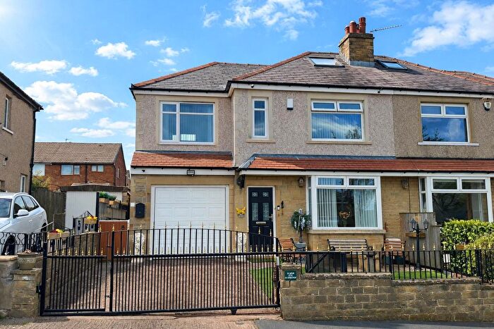 4 Bedroom Semi Detached House For Sale In Westfield Grove, Wrose, Shipley, BD18