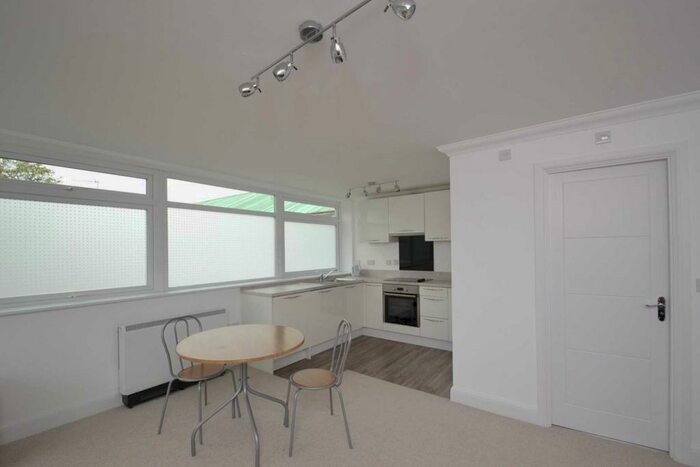 Studio To Rent In Earlham Road, Norwich, NR2