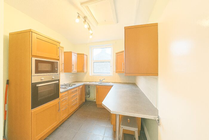 2 Bedroom Flat To Rent In Milehouse Road, PL3
