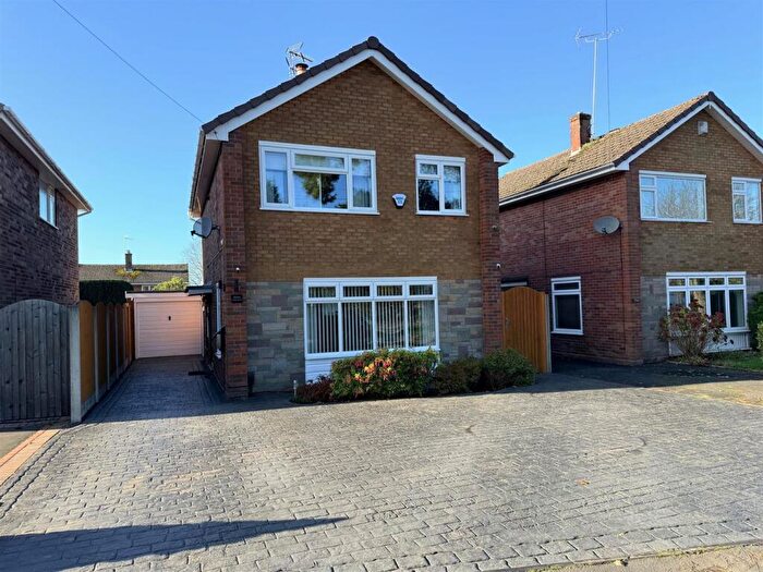 3 Bedroom Detached House For Sale In Hagley Road, Stourbridge, DY9