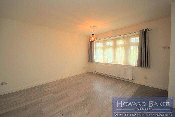 1 Bedroom Flat To Rent In Bramble Close, Stanmore, HA7