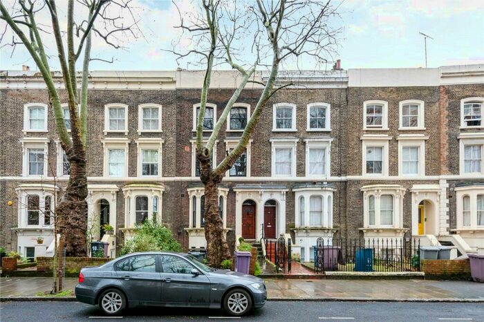 Apartment To Rent In Approach Road, London, E2