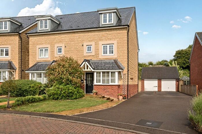 4 Bedroom Semi-Detached House For Sale In Woodpecker Crescent, Evercreech, Somerset, BA4