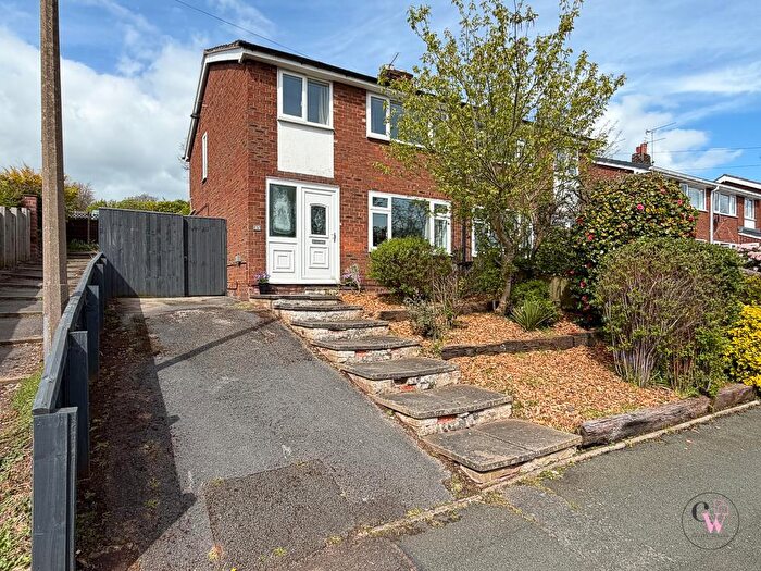 3 Bedroom Semi Detached House For Sale In Oathills Drive, Tarporley, CW6