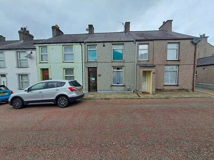 2 Bedroom Terraced House For Sale In Baptist Street, Penygroes, Caernarfon, Gwynedd, LL54
