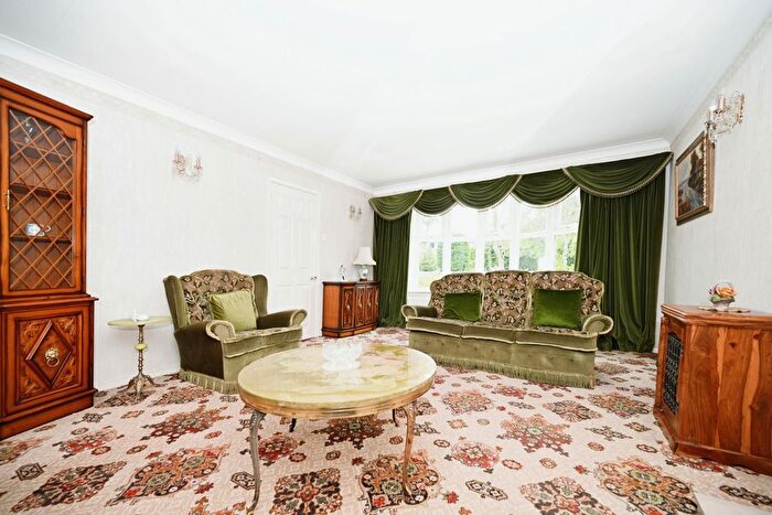 5 Bedroom Detached House For Sale In Bawnmore Road, Bilton, Rugby, CV22