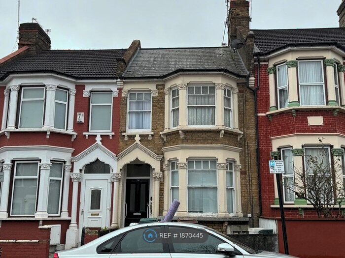 2 Bedroom Flat To Rent In Effingham Road, London, N8