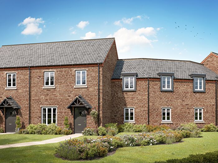 4 Bedroom Semi Detached House For Sale In Wykham Lane, Banbury, Oxfordshire, OX16