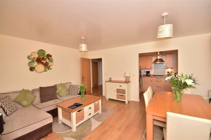 1 Bedroom Flat To Rent In Maritime Quarter, Swansea, SA1