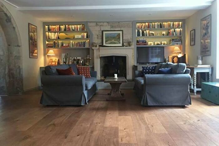 3 Bedroom Maisonette To Rent In Dark Lane, Freshford, BA2