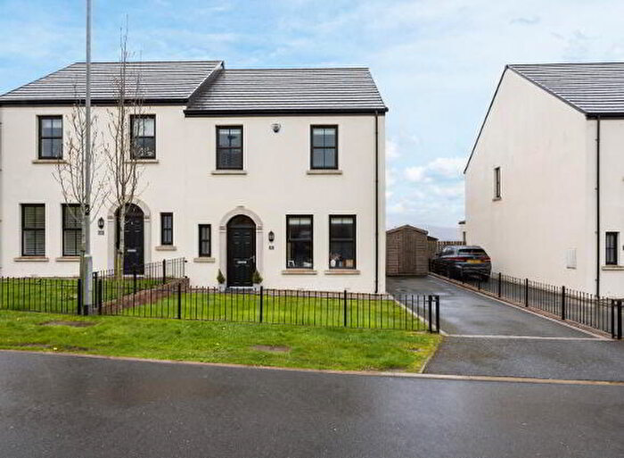 3 Bedroom Semi-Detached House For Sale In Castlegowan Crescent, Belfast, BT5