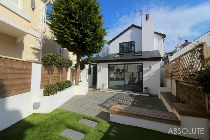 2 Bedroom Detached House To Rent In Woodend Road, Torquay, TQ1