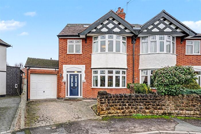 5 Bedroom Semi Detached House For Sale In Abbey Drive, Beeston, Nottingham, NG9