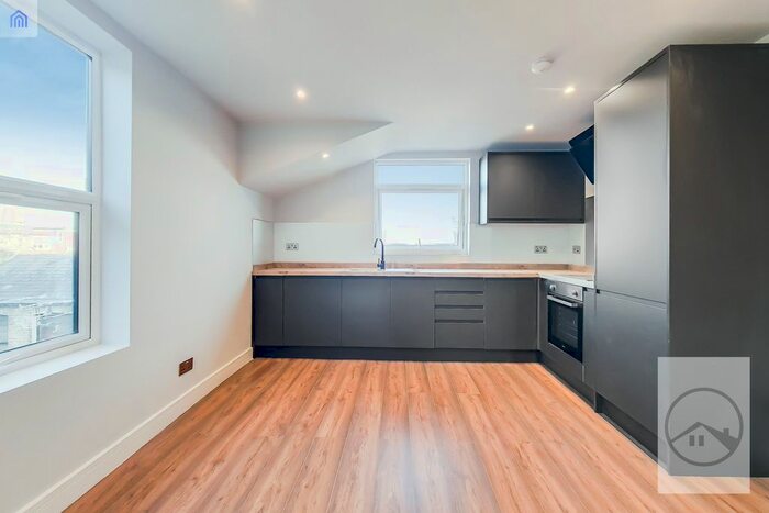 2 Bedroom Flat To Rent In Mitcham Road, Tooting Broadway SW17
