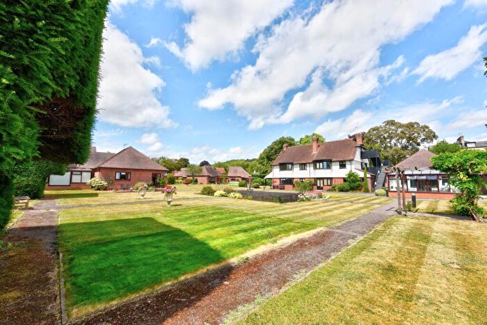 1 Bedroom Apartment For Sale In Bowling Court, Henley-on-Thames, RG9