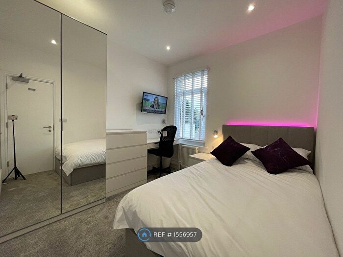 5 Bedroom Terraced House To Rent In Kingswood Road, Gillingham, ME7